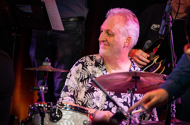 Hard Days Night Bigband featuring Groove Galaxy