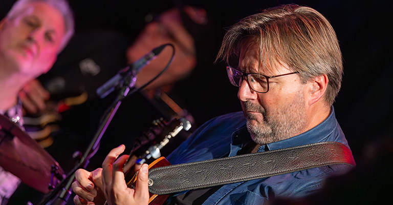 Hard Days Night Bigband featuring Groove Galaxy