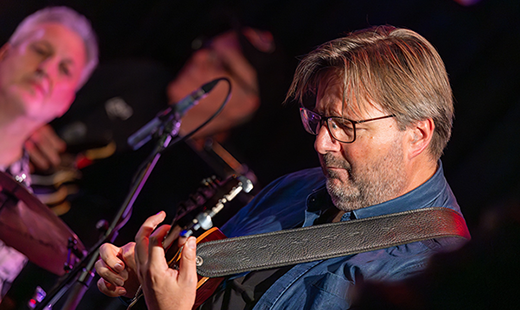 Hard Days Night Bigband featuring Groove Galaxy