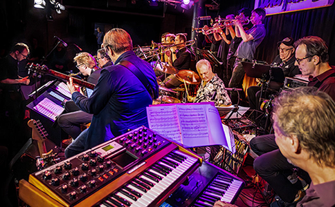 Hard Days Night Bigband featuring Groove Galaxy